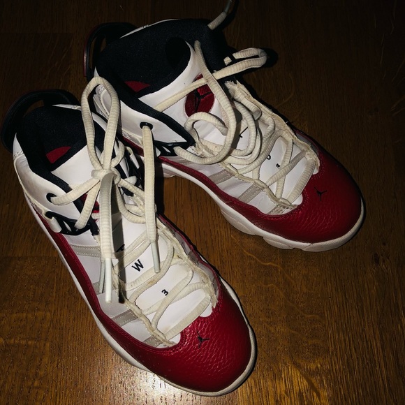 Jordan 6 Rings - Picture 3 of 5